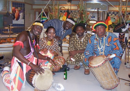 African Drummin – Das Leben im Dorf (Kongo)
